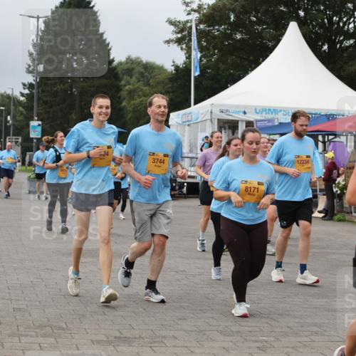 13.09.2026 - Kiel Lauf Andreas Tolksdorf http://msf.ph/oto/10416478 13.09.2026 10:07:18 Kiellinie 6670, 1600, 3744, 5, 38, 8171, 12234, 9204 meine-sportfotos.de
