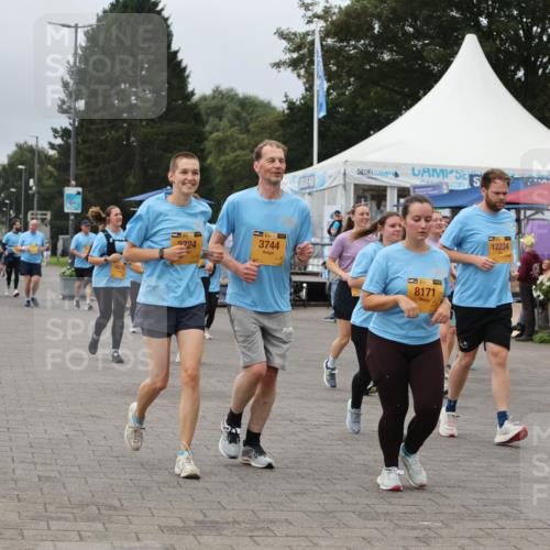 13.09.2026 - Kiel Lauf Andreas Tolksdorf http://msf.ph/oto/10416481 13.09.2026 10:07:18 Kiellinie 84, 6670, 35, 3744, 2724, 8171, 12234, 929 meine-sportfotos.de