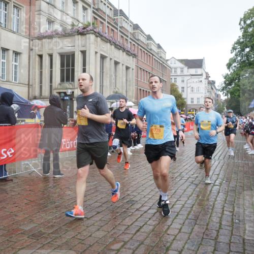 13.09.2026 - Kiel Lauf Yannick Fuchs http://msf.ph/oto/10416482 13.09.2026 10:48:24 Ziel 199, 473, 854, 1161, 1322, 1564, 1763, 1818, 2001, 2042, 2253, 2649, 3272, 3402, 4511, 4736, 4753, 5116, 5447, 5546, 6629, 6935, 8083, 8349, 8553, 9561, 9972, 10265, 10820, 10979, 11005, 11304, 11349, 11383, 12263, 596, 696, 708, 960, 995, 1059, 1273, 1586, 1595, 1644, 2097, 2253, 2625, 2712, 3012, 3014, 3715, 3738, 4553, 4713, 4720, 4896, 5240, 5447, 5747, 6000, 6418, 6507, 6760, 6778, 7104, 7212, 7326, 7668, 8737, 9915, 9972, 10234, 10265, 10634, 10672 meine-sportfotos.de