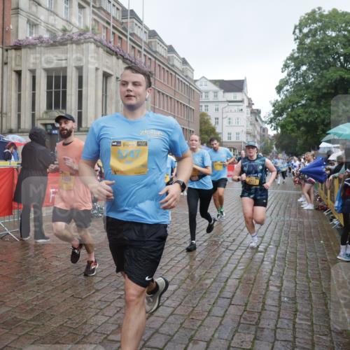 13.09.2026 - Kiel Lauf Yannick Fuchs http://msf.ph/oto/10416517 13.09.2026 10:48:25 Ziel 199, 473, 854, 1161, 1322, 1564, 1763, 1818, 2001, 2042, 2649, 3272, 3402, 4511, 4736, 4753, 5116, 5546, 6629, 6935, 8083, 8349, 8553, 9561, 10820, 10979, 11005, 11304, 11349, 11383, 12263, 596, 696, 708, 960, 995, 1059, 1273, 1586, 1595, 1644, 2097, 2253, 2625, 2712, 3012, 3014, 3715, 3738, 4553, 4713, 4720, 4736, 4896, 5447, 5747, 6000, 6418, 6507, 6760, 6778, 7104, 7212, 7326, 7668, 8737, 9915, 9972, 10234, 10265, 10634, 10672, 11349 meine-sportfotos.de