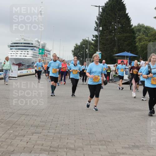 13.09.2026 - Kiel Lauf Andreas Tolksdorf http://msf.ph/oto/10416551 13.09.2026 10:07:21 Kiellinie 3420, 116, 6670, 11600 meine-sportfotos.de