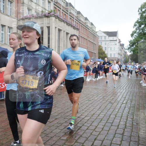 13.09.2026 - Kiel Lauf Yannick Fuchs http://msf.ph/oto/10416552 13.09.2026 10:48:27 Ziel 199, 473, 854, 1161, 1322, 1564, 1763, 1818, 2011, 2042, 2649, 2956, 3272, 3402, 4511, 4753, 5116, 5546, 5655, 6629, 6935, 7313, 8083, 8349, 8553, 9561, 10820, 10979, 11005, 11304, 11383, 12263, 596, 696, 960, 995, 1059, 1273, 1586, 1595, 1644, 2001, 2097, 2253, 2625, 2712, 3012, 3014, 3715, 3738, 4553, 4713, 4720, 4736, 4896, 5447, 6000, 6418, 6507, 6760, 7104, 7212, 7326, 7668, 8553, 8737, 9915, 9972, 10234, 10265, 10634, 10672, 11349, 11383, 727 meine-sportfotos.de