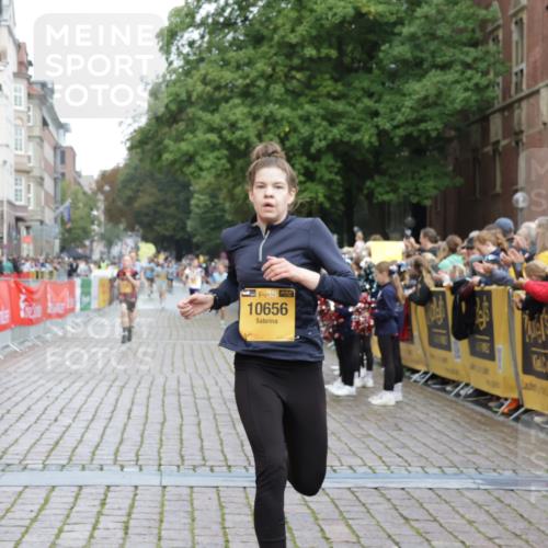 13.09.2026 - Kiel Lauf Yannick Fuchs http://msf.ph/oto/10416605 13.09.2026 09:37:37 Ziel 2720, 4252, 7050, 7827, 8661, 10220, 10656, 10778, 999, 2417, 3174, 3481, 4737, 5837, 7855, 8658, 9696, 12416, 2057, 2221, 2638, 2854, 4089, 4790, 7723, 8702, 9518, 10444, 10690, 2455, 3900, 7855 meine-sportfotos.de