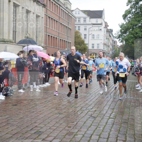 13.09.2026 - Kiel Lauf Yannick Fuchs http://msf.ph/oto/10416615 13.09.2026 10:48:30 Ziel 473, 854, 1161, 1322, 1564, 1763, 1818, 2011, 2042, 2649, 2956, 3031, 3272, 3402, 3773, 4511, 4753, 5546, 5655, 6629, 6935, 7313, 7435, 7724, 8083, 8349, 9561, 10820, 10979, 11304, 199, 596, 960, 995, 1273, 1586, 1595, 1644, 2001, 2097, 2253, 2625, 2712, 3012, 3014, 3715, 3738, 4553, 4720, 4736, 4896, 5116, 5447, 6000, 6418, 6507, 6760, 7104, 7212, 7326, 7668, 8553, 8737, 9915, 9972, 10234, 10265, 10634, 10672, 11005, 11349, 11383, 727 meine-sportfotos.de