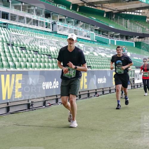 13.09.2026 - 21. swb-Marathon Bremen Michael Burmester http://msf.ph/oto/10416617 13.09.2026 13:19:51 Laufen im Stadion 333, 464, 486, 512, 704, 921, 938, 1066, 1129, 1156, 1409, 1431, 1446, 1506, 1697, 1756, 1765, 1815, 1916, 2010, 2028, 2064, 2137, 2224, 2240, 2294, 2315, 2349, 2417, 2453, 2501, 2533, 2557, 2563, 2622, 2626, 2689, 2694, 2695, 2702, 2703, 2722, 2756, 2786, 2843, 2845, 2879, 2886, 2944, 2983, 3017, 3018, 3031, 3035, 3036, 3037, 3046, 3059, 3072, 3096, 3116, 3139, 3189, 3198, 3243, 3263, 3264, 3285, 3287, 3310, 3315, 3619, 3879 meine-sportfotos.de
