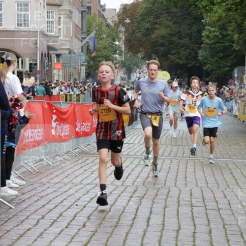 13.09.2026 - Kiel Lauf Yannick Fuchs http://msf.ph/oto/10416636 13.09.2026 09:37:40 Ziel 2057, 2720, 4252, 7827, 9518, 10220, 10656, 10778, 999, 2417, 3174, 3481, 4737, 5837, 7050, 7855, 8658, 8661, 9696, 12416, 2221, 2638, 2854, 4089, 4790, 7723, 8702, 10444, 10690, 2455, 3900, 7855 meine-sportfotos.de
