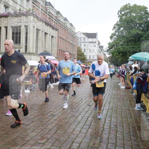 13.09.2026 - Kiel Lauf Yannick Fuchs http://msf.ph/oto/10416640 13.09.2026 10:48:32 Ziel 147, 170, 376, 472, 473, 854, 1161, 1322, 1564, 1763, 1818, 2011, 2042, 2649, 2956, 3031, 3272, 3402, 3773, 4511, 4753, 5546, 5655, 6629, 6935, 7313, 7435, 7724, 8083, 8305, 8349, 9561, 10820, 10979, 11304, 199, 596, 960, 995, 1273, 1564, 1586, 1595, 1644, 2001, 2097, 2253, 2625, 2712, 3012, 3014, 3738, 4553, 4720, 4736, 4896, 5116, 5447, 6000, 6418, 6507, 6760, 7104, 7212, 7326, 7668, 8553, 8737, 9972, 10234, 10265, 10634, 10672, 11005, 11349, 11383, 439, 727 meine-sportfotos.de