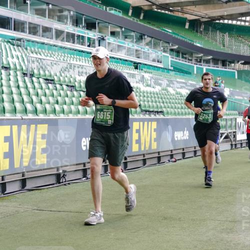 13.09.2026 - 21. swb-Marathon Bremen Michael Burmester http://msf.ph/oto/10416656 13.09.2026 13:19:52 Laufen im Stadion 333, 464, 486, 512, 704, 921, 938, 1066, 1129, 1156, 1409, 1431, 1446, 1506, 1697, 1756, 1765, 1815, 1916, 2010, 2028, 2064, 2137, 2224, 2240, 2294, 2315, 2349, 2417, 2453, 2501, 2533, 2557, 2563, 2622, 2626, 2689, 2694, 2695, 2702, 2703, 2722, 2756, 2786, 2793, 2843, 2845, 2879, 2886, 2944, 2983, 3017, 3018, 3031, 3035, 3036, 3037, 3046, 3059, 3072, 3096, 3102, 3116, 3139, 3189, 3198, 3243, 3263, 3264, 3285, 3287, 3310, 3315, 3619, 3879 meine-sportfotos.de