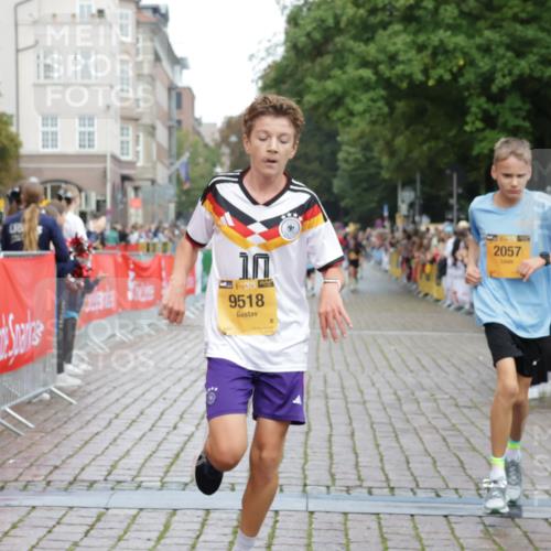 13.09.2026 - Kiel Lauf Yannick Fuchs http://msf.ph/oto/10416687 13.09.2026 09:37:45 Ziel 2057, 2720, 4252, 4790, 9518, 10656, 999, 2417, 3174, 3481, 4737, 5837, 7050, 7827, 8658, 8661, 9696, 10220, 10656, 10778, 12416, 235, 836, 2221, 2408, 2638, 2854, 4089, 5534, 5930, 7723, 8702, 10444, 10690, 12613, 999, 7855 meine-sportfotos.de