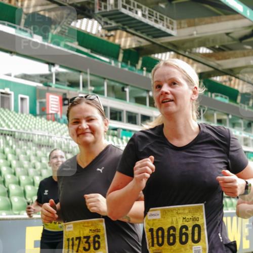 13.09.2026 - 21. swb-Marathon Bremen Michael Burmester http://msf.ph/oto/10416691 13.09.2026 10:42:19 Laufen im Stadion 10002, 10148, 10155, 10163, 10247, 10303, 10313, 10330, 10361, 10362, 10395, 10396, 10399, 10414, 10419, 10422, 10461, 10462, 10483, 10490, 10491, 10519, 10527, 10546, 10547, 10557, 10572, 10586, 10644, 10665, 10705, 10706, 10719, 10722, 10752, 10766, 10768, 10773, 10776, 10784, 10804, 10805, 10854, 10859, 10880, 10889, 10909, 10963, 10977, 11026, 11027, 11041, 11043, 11048, 11078, 11084, 11085, 11090, 11097, 11098, 11140, 11173, 11192, 11274 meine-sportfotos.de