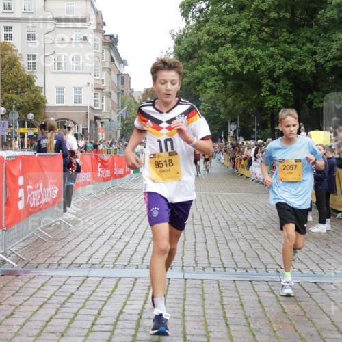 13.09.2026 - Kiel Lauf Yannick Fuchs http://msf.ph/oto/10416692 13.09.2026 09:37:45 Ziel 2057, 2720, 4252, 4790, 9518, 10656, 999, 2417, 3174, 3481, 4737, 5837, 7050, 7827, 8658, 8661, 9696, 10220, 10656, 10778, 12416, 235, 836, 2221, 2408, 2638, 2854, 4089, 5534, 5930, 7723, 8702, 10444, 10690, 12613, 999, 7855 meine-sportfotos.de