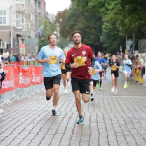 13.09.2026 - Kiel Lauf Yannick Fuchs http://msf.ph/oto/10416761 13.09.2026 09:37:52 Ziel 2057, 2221, 2638, 2854, 4089, 4790, 7723, 8702, 9518, 10444, 10690, 2417, 2720, 3481, 4252, 4737, 5837, 7050, 7827, 8658, 8661, 9696, 10220, 10656, 10778, 12416, 235, 836, 1487, 2408, 5242, 5534, 5930, 7459, 12613, 999, 3174, 3481, 4737, 8658 meine-sportfotos.de