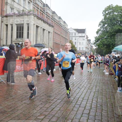 13.09.2026 - Kiel Lauf Yannick Fuchs http://msf.ph/oto/10416769 13.09.2026 10:48:39 Ziel 147, 170, 376, 418, 472, 1930, 2011, 2956, 3031, 3613, 3773, 3845, 4201, 4510, 4753, 5246, 5655, 5841, 6039, 7313, 7354, 7435, 7724, 8305, 8706, 9353, 9500, 9574, 12588, 12689, 199, 473, 854, 960, 1161, 1322, 1564, 1595, 1644, 1763, 1818, 2001, 2042, 2097, 2253, 2649, 2712, 3272, 3402, 3738, 4511, 4553, 4720, 4736, 4753, 4896, 5116, 5447, 5546, 6000, 6760, 7212, 7326, 8553, 8737, 9972, 10234, 10265, 10672, 11005, 11349, 11383, 439, 727, 3012, 3014, 10933 meine-sportfotos.de