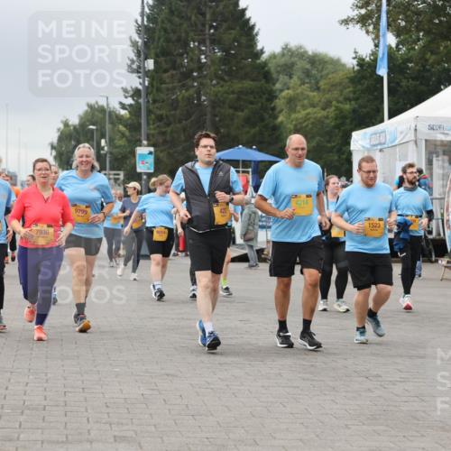 13.09.2026 - Kiel Lauf Andreas Tolksdorf http://msf.ph/oto/10416773 13.09.2026 10:07:29 Kiellinie 4, 9570, 7930, 9799, 8014, 422, 4214, 1523, 3598 meine-sportfotos.de