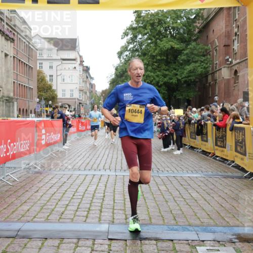 13.09.2026 - Kiel Lauf Yannick Fuchs http://msf.ph/oto/10416849 13.09.2026 09:38:00 Ziel 235, 836, 2221, 2408, 2638, 2854, 4089, 5534, 5930, 7723, 8702, 10444, 10690, 12613, 2057, 2720, 4252, 4790, 5837, 7050, 7827, 8661, 9518, 10220, 10656, 10778, 12416, 152, 1487, 2903, 5242, 6277, 7459, 2417, 3481, 4737, 5837, 8658, 8661, 9696, 12416 meine-sportfotos.de