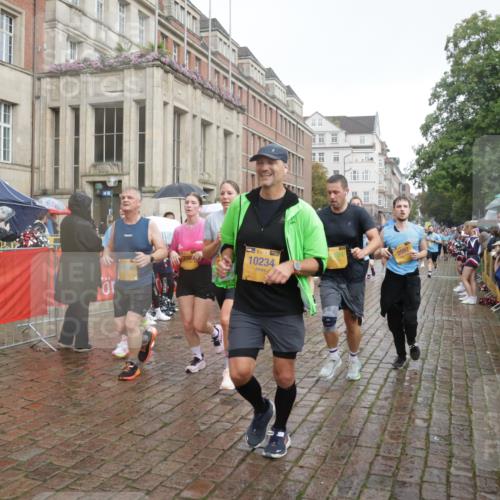 13.09.2026 - Kiel Lauf Yannick Fuchs http://msf.ph/oto/10416859 13.09.2026 10:48:46 Ziel 147, 170, 376, 418, 439, 472, 727, 1455, 1930, 2383, 3158, 3613, 3631, 3845, 3916, 4201, 4510, 5074, 5246, 5841, 6039, 6046, 6087, 6623, 7354, 8305, 8342, 8345, 8570, 8706, 9353, 9500, 9574, 10190, 10546, 11879, 12588, 12689, 199, 376, 472, 473, 854, 1161, 1322, 1564, 1644, 1763, 1818, 2001, 2011, 2042, 2097, 2253, 2649, 2956, 3031, 3272, 3402, 3738, 3773, 4511, 4553, 4736, 4753, 5116, 5447, 5546, 5655, 6000, 7326, 8553, 9972, 10234, 10265, 10672, 11005, 11349, 11383, 10933 meine-sportfotos.de