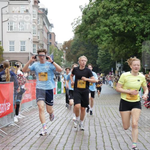 13.09.2026 - Kiel Lauf Yannick Fuchs http://msf.ph/oto/10416878 13.09.2026 09:38:02 Ziel 235, 836, 2221, 2408, 2638, 2854, 4089, 5534, 5930, 7459, 7723, 8702, 10444, 10690, 12613, 2057, 2221, 2720, 4252, 4790, 7050, 7827, 8661, 9518, 10220, 10656, 10778, 152, 1487, 1946, 2480, 2903, 5242, 6277, 2417, 4737, 5837, 7050, 8661, 9696, 12416 meine-sportfotos.de