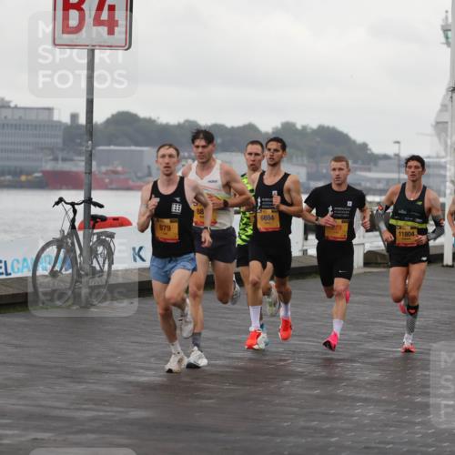 13.09.2026 - Kiel Lauf Andreas Tolksdorf http://msf.ph/oto/10416906 13.09.2026 10:55:47 Kiellinie 4, 879, 88, 6694, 379, 11804, 36, 2875 meine-sportfotos.de