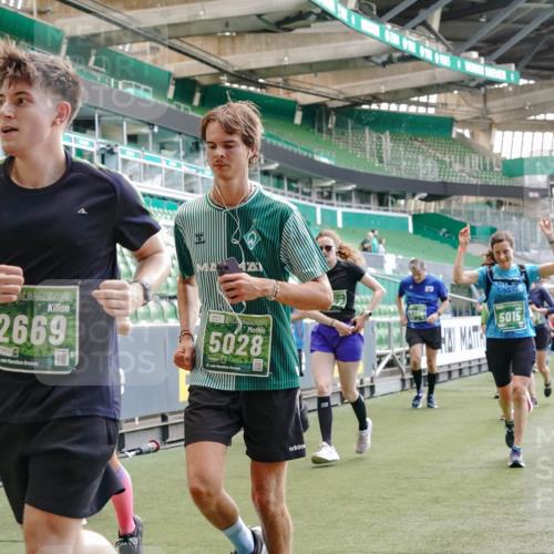 13.09.2026 - 21. swb-Marathon Bremen Michael Burmester http://msf.ph/oto/10416916 13.09.2026 13:20:00 Laufen im Stadion 333, 464, 486, 512, 704, 921, 938, 1066, 1129, 1156, 1409, 1431, 1439, 1446, 1506, 1697, 1756, 1765, 1815, 1916, 2010, 2028, 2064, 2137, 2224, 2240, 2278, 2294, 2315, 2349, 2394, 2395, 2417, 2437, 2453, 2501, 2519, 2533, 2557, 2563, 2588, 2622, 2626, 2689, 2694, 2695, 2702, 2703, 2722, 2756, 2786, 2793, 2843, 2845, 2886, 2944, 2983, 3017, 3018, 3031, 3035, 3036, 3037, 3046, 3059, 3072, 3102, 3116, 3139, 3189, 3198, 3243, 3263, 3264, 3285, 3287, 3310, 3315, 3619, 3879 meine-sportfotos.de