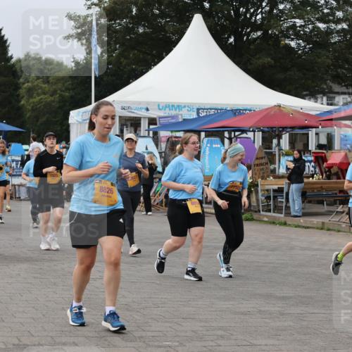 13.09.2026 - Kiel Lauf Andreas Tolksdorf http://msf.ph/oto/10416927 13.09.2026 10:07:35 Kiellinie 11442, 1170, 1925, 8826, 2827, 8014, 7755 meine-sportfotos.de