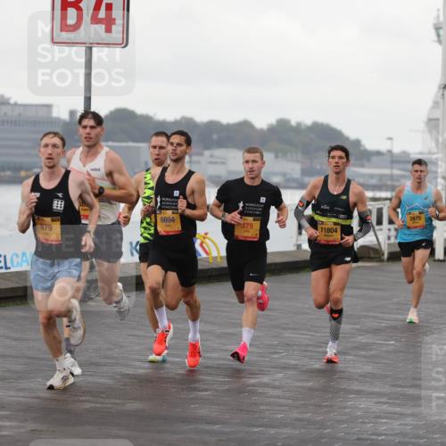 13.09.2026 - Kiel Lauf Andreas Tolksdorf http://msf.ph/oto/10416944 13.09.2026 10:55:48 Kiellinie 4, 879, 6694, 379, 2875, 11804 meine-sportfotos.de