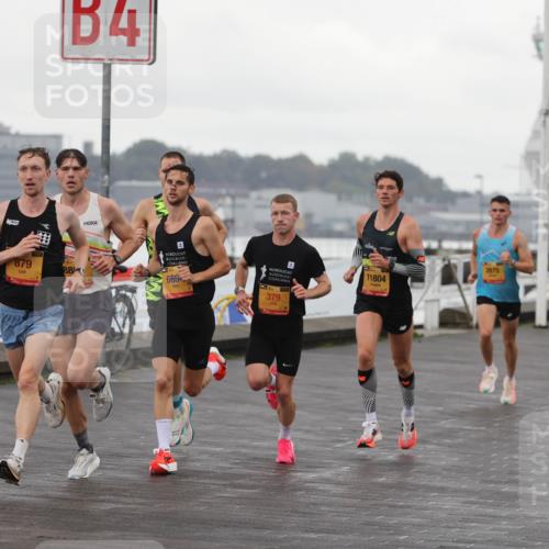 13.09.2026 - Kiel Lauf Andreas Tolksdorf http://msf.ph/oto/10416948 13.09.2026 10:55:48 Kiellinie 879, 88, 4, 669, 379, 2875, 11804 meine-sportfotos.de
