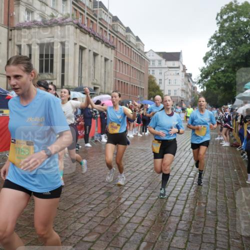 13.09.2026 - Kiel Lauf Yannick Fuchs http://msf.ph/oto/10416961 13.09.2026 10:48:59 Ziel 73, 439, 598, 966, 1087, 1185, 1455, 2810, 3158, 3399, 3496, 3795, 3916, 4140, 4528, 4809, 5074, 5228, 5803, 6046, 6050, 6087, 6305, 6376, 6745, 7789, 7906, 7999, 8032, 8271, 8342, 8345, 8377, 8891, 8991, 9031, 9728, 10190, 10481, 10546, 11099, 11117, 11475, 11974, 12064, 12527, 12582, 12759, 147, 170, 376, 418, 472, 473, 727, 854, 1161, 1322, 1763, 1818, 1930, 2011, 2042, 2383, 2649, 2956, 3031, 3272, 3402, 3613, 3631, 3773, 3845, 3916, 4201, 4510, 4753, 5246, 5655, 6087 meine-sportfotos.de