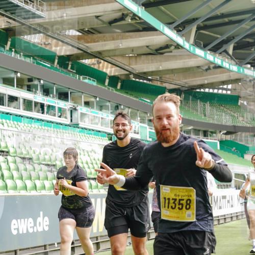 13.09.2026 - 21. swb-Marathon Bremen Michael Burmester http://msf.ph/oto/10416976 13.09.2026 10:42:26 Laufen im Stadion 10002, 10148, 10155, 10163, 10247, 10303, 10313, 10330, 10361, 10362, 10395, 10396, 10399, 10414, 10419, 10422, 10461, 10462, 10474, 10490, 10491, 10519, 10527, 10546, 10547, 10557, 10572, 10644, 10665, 10705, 10706, 10719, 10722, 10752, 10766, 10768, 10773, 10776, 10784, 10804, 10805, 10854, 10859, 10880, 10889, 10909, 10963, 10977, 11026, 11027, 11041, 11043, 11048, 11078, 11084, 11085, 11090, 11097, 11098, 11140, 11173, 11192, 11274 meine-sportfotos.de