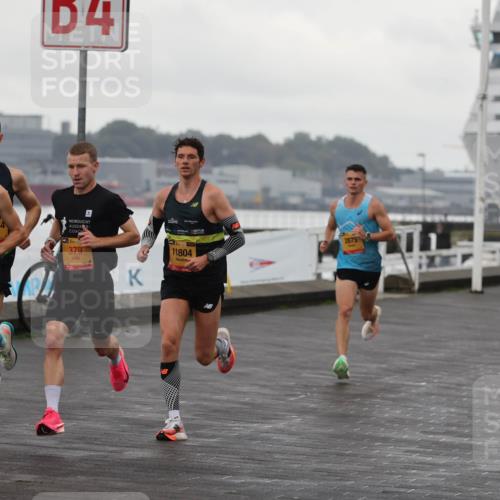 13.09.2026 - Kiel Lauf Andreas Tolksdorf http://msf.ph/oto/10416979 13.09.2026 10:55:49 Kiellinie 4, 5, 394, 6694, 3, 379, 11804, 2875 meine-sportfotos.de