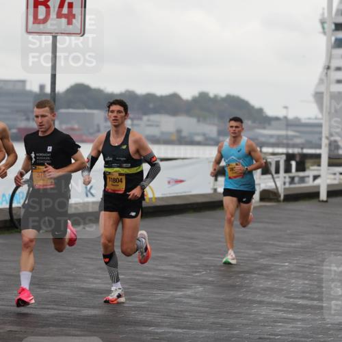 13.09.2026 - Kiel Lauf Andreas Tolksdorf http://msf.ph/oto/10416985 13.09.2026 10:55:49 Kiellinie 4, 1, 39, 6694, 37, 11804 meine-sportfotos.de