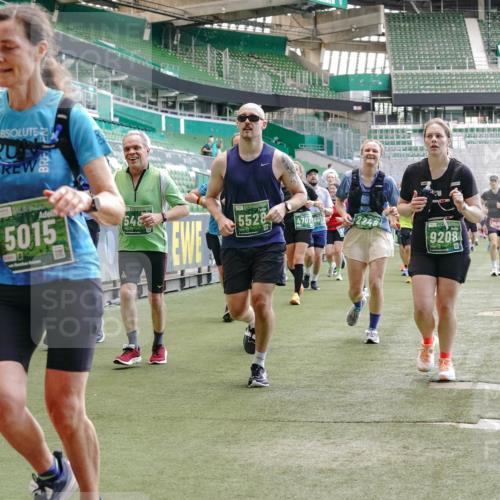 13.09.2026 - 21. swb-Marathon Bremen Michael Burmester http://msf.ph/oto/10417017 13.09.2026 13:20:03 Laufen im Stadion 333, 464, 486, 512, 704, 921, 938, 1066, 1129, 1156, 1409, 1431, 1439, 1446, 1506, 1697, 1756, 1765, 1815, 1846, 1916, 2010, 2028, 2064, 2139, 2224, 2240, 2278, 2315, 2349, 2394, 2395, 2417, 2437, 2501, 2519, 2533, 2557, 2563, 2588, 2622, 2626, 2689, 2694, 2695, 2702, 2703, 2722, 2756, 2786, 2793, 2843, 2845, 2886, 2944, 2983, 3004, 3017, 3018, 3031, 3035, 3036, 3037, 3046, 3059, 3072, 3102, 3116, 3139, 3189, 3198, 3243, 3263, 3264, 3285, 3287, 3310, 3315, 3619, 3879 meine-sportfotos.de