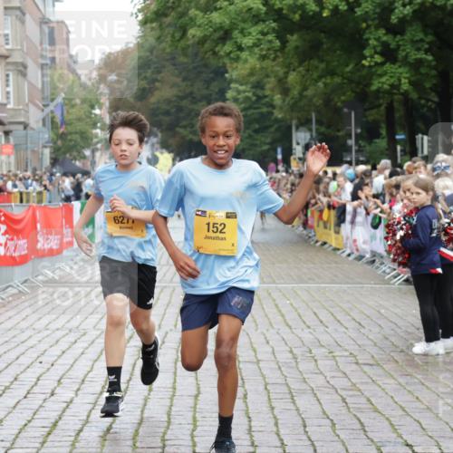 13.09.2026 - Kiel Lauf Yannick Fuchs http://msf.ph/oto/10417024 13.09.2026 09:38:14 Ziel 152, 235, 836, 1487, 2903, 5242, 5534, 6277, 7459, 12613, 836, 2057, 2221, 2408, 2638, 2720, 2854, 4089, 4252, 4790, 5534, 5930, 7723, 8702, 9518, 10444, 10690, 1806, 1946, 2480, 3315, 3344, 4043, 6989, 9825, 11351, 2720, 4252, 7827, 10656, 10778 meine-sportfotos.de