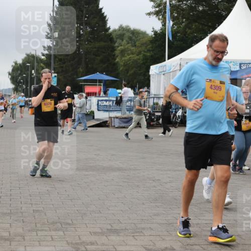 13.09.2026 - Kiel Lauf Andreas Tolksdorf http://msf.ph/oto/10417034 13.09.2026 10:07:45 Kiellinie 6378, 7, 1, 39, 4309, 1922 meine-sportfotos.de