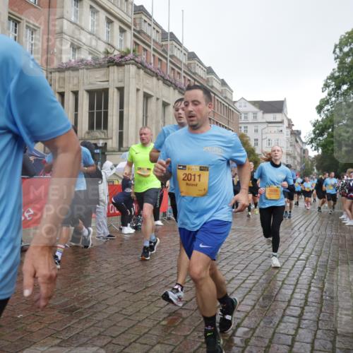 13.09.2026 - Kiel Lauf Yannick Fuchs http://msf.ph/oto/10417071 13.09.2026 10:49:06 Ziel 73, 966, 1087, 1483, 1533, 1732, 1989, 2810, 2879, 3399, 3640, 4140, 4528, 4670, 4809, 4865, 4876, 5228, 5543, 5803, 6050, 6305, 6376, 6933, 7545, 7999, 8032, 8271, 8329, 8377, 8594, 8991, 9031, 9728, 10411, 10481, 11099, 11117, 11475, 11974, 12582, 12759, 147, 170, 376, 418, 439, 472, 598, 727, 1185, 1455, 1930, 2011, 2383, 2956, 3031, 3158, 3496, 3613, 3631, 3773, 3795, 3845, 3916, 4201, 4510, 4809, 5074, 5246, 5655, 6046, 6050, 6087, 6745, 7789, 7906, 8377, 8891, 2133 meine-sportfotos.de