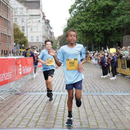 13.09.2026 - Kiel Lauf Yannick Fuchs http://msf.ph/oto/10417074 13.09.2026 09:38:16 Ziel 152, 1487, 1946, 2480, 2903, 5242, 6277, 7459, 235, 836, 2057, 2221, 2408, 2638, 2854, 4089, 4252, 4790, 5534, 5930, 7459, 7723, 8702, 9518, 10444, 10690, 12613, 1806, 3315, 3344, 4043, 4518, 4975, 6989, 9825, 11351, 2057, 2720, 4252, 7827, 9518, 10656 meine-sportfotos.de