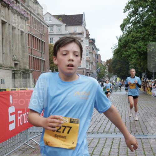 13.09.2026 - Kiel Lauf Yannick Fuchs http://msf.ph/oto/10417079 13.09.2026 09:38:18 Ziel 152, 1487, 1946, 2480, 2903, 5242, 6277, 235, 836, 2057, 2221, 2408, 2638, 2854, 4089, 4790, 5534, 5930, 7459, 7723, 8702, 9518, 10444, 10690, 12613, 1806, 3315, 3344, 4043, 4518, 4975, 6989, 9825, 11351, 2057, 2720, 4252, 4790, 9518 meine-sportfotos.de