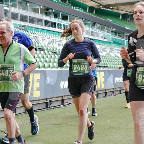 13.09.2026 - 21. swb-Marathon Bremen Michael Burmester http://msf.ph/oto/10417129 13.09.2026 13:20:05 Laufen im Stadion 333, 464, 486, 512, 704, 921, 938, 1066, 1129, 1156, 1409, 1431, 1439, 1446, 1506, 1697, 1756, 1765, 1815, 1846, 1916, 2010, 2028, 2064, 2139, 2224, 2240, 2278, 2315, 2349, 2394, 2395, 2417, 2437, 2501, 2519, 2533, 2557, 2563, 2588, 2622, 2626, 2689, 2694, 2695, 2702, 2703, 2722, 2756, 2786, 2793, 2843, 2845, 2886, 2944, 2983, 3004, 3017, 3018, 3031, 3035, 3036, 3037, 3046, 3059, 3072, 3102, 3116, 3139, 3189, 3198, 3243, 3263, 3264, 3285, 3287, 3310, 3315, 3619, 3879 meine-sportfotos.de