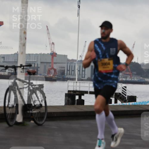 13.09.2026 - Kiel Lauf Andreas Tolksdorf http://msf.ph/oto/10417150 13.09.2026 10:56:07 Kiellinie 3004 meine-sportfotos.de