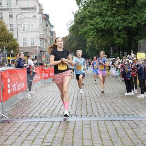 13.09.2026 - Kiel Lauf Yannick Fuchs http://msf.ph/oto/10417218 13.09.2026 09:38:25 Ziel 1806, 1946, 2480, 2903, 3315, 3344, 4043, 9825, 11351, 152, 235, 836, 1487, 2221, 2408, 2638, 2854, 4089, 5242, 5534, 5930, 6277, 7459, 7723, 8702, 10444, 10690, 12613, 3814, 4518, 4975, 6989, 8482, 9759, 10415, 2057, 2221, 2638, 4790, 9518 meine-sportfotos.de