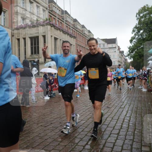 13.09.2026 - Kiel Lauf Yannick Fuchs http://msf.ph/oto/10417223 13.09.2026 10:49:13 Ziel 810, 1087, 1483, 1533, 1732, 1989, 2051, 2074, 2879, 3640, 4140, 4206, 4670, 4815, 4865, 4876, 5480, 5543, 5614, 6855, 6933, 7182, 7545, 8329, 8594, 8991, 9396, 10079, 10411, 10481, 12305, 73, 418, 439, 598, 727, 966, 1185, 1455, 1930, 2383, 2810, 3158, 3399, 3496, 3613, 3631, 3795, 3845, 3916, 4201, 4510, 4528, 4809, 5074, 5228, 5246, 5803, 6046, 6050, 6087, 6305, 6376, 6745, 7789, 7906, 7999, 8032, 8271, 8377, 8891, 959, 1770, 2133, 147 meine-sportfotos.de