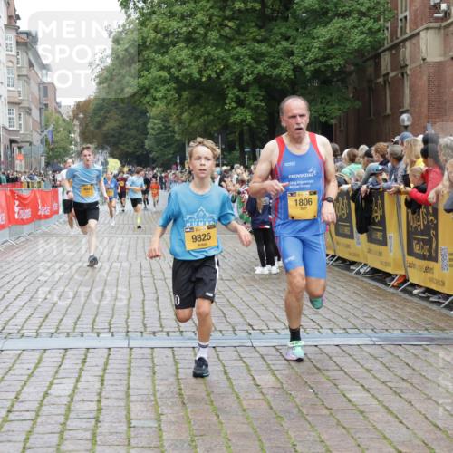 13.09.2026 - Kiel Lauf Yannick Fuchs http://msf.ph/oto/10417298 13.09.2026 09:38:30 Ziel 1806, 1946, 2480, 3315, 3344, 4043, 4518, 6989, 9825, 11351, 152, 235, 836, 1487, 2408, 2854, 2903, 4089, 5242, 5534, 5930, 6277, 7459, 7723, 8702, 10444, 12613, 3814, 4975, 7747, 8482, 9759, 10415, 10894, 2221, 2638, 2854, 4089, 7723, 8702, 10444, 10690 meine-sportfotos.de