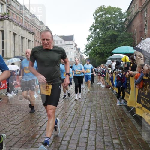 13.09.2026 - Kiel Lauf Yannick Fuchs http://msf.ph/oto/10417351 13.09.2026 10:49:23 Ziel 810, 1770, 2010, 2051, 2074, 2133, 3523, 3895, 4169, 4206, 4599, 4815, 4937, 5054, 5480, 5614, 6034, 6855, 6972, 7182, 7295, 7978, 8078, 8275, 8416, 9172, 9396, 9436, 10079, 10888, 12305, 73, 439, 598, 810, 966, 1087, 1185, 1455, 1483, 1533, 1732, 1989, 2810, 2879, 3158, 3399, 3496, 3640, 3795, 3916, 4140, 4528, 4670, 4809, 4865, 4876, 5074, 5228, 5543, 5803, 6046, 6050, 6087, 6305, 6376, 6745, 6933, 7545, 7789, 7906, 7999, 8032, 8271, 8329, 8377, 8594, 8891, 959 meine-sportfotos.de