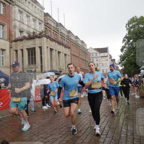 13.09.2026 - Kiel Lauf Yannick Fuchs http://msf.ph/oto/10417369 13.09.2026 10:49:24 Ziel 1770, 2010, 2051, 2074, 2133, 3523, 3895, 4169, 4206, 4599, 4815, 4937, 5054, 5480, 5614, 5741, 6034, 6855, 6972, 7182, 7295, 7978, 8078, 8275, 8416, 9172, 9396, 9436, 10079, 10888, 73, 439, 598, 810, 966, 1087, 1185, 1455, 1483, 1533, 1732, 1989, 2074, 2810, 2879, 3158, 3399, 3496, 3640, 3795, 3916, 4140, 4528, 4670, 4809, 4865, 4876, 5074, 5228, 5543, 5803, 6046, 6050, 6087, 6305, 6376, 6745, 6933, 7545, 7789, 7906, 7999, 8032, 8271, 8329, 8377, 8594, 8891, 959 meine-sportfotos.de