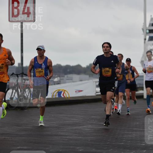 13.09.2026 - Kiel Lauf Andreas Tolksdorf http://msf.ph/oto/10417379 13.09.2026 10:56:24 Kiellinie 4, 1, 39, 10160, 39, 11504, 38, 3398 meine-sportfotos.de