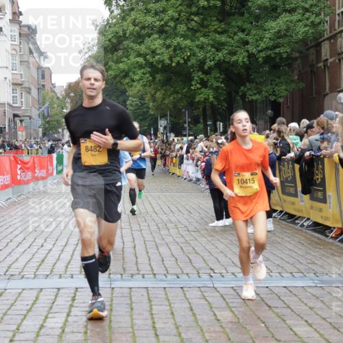 13.09.2026 - Kiel Lauf Yannick Fuchs http://msf.ph/oto/10417437 13.09.2026 09:38:44 Ziel 3814, 4518, 4975, 7747, 8482, 9759, 10415, 10894, 152, 1487, 1806, 1946, 2480, 2903, 3315, 3344, 4043, 5242, 6277, 6989, 9825, 11351, 682, 1702, 4314, 8313, 8943, 9838, 235, 836, 1487, 2408, 5242, 5534, 7459, 12613 meine-sportfotos.de