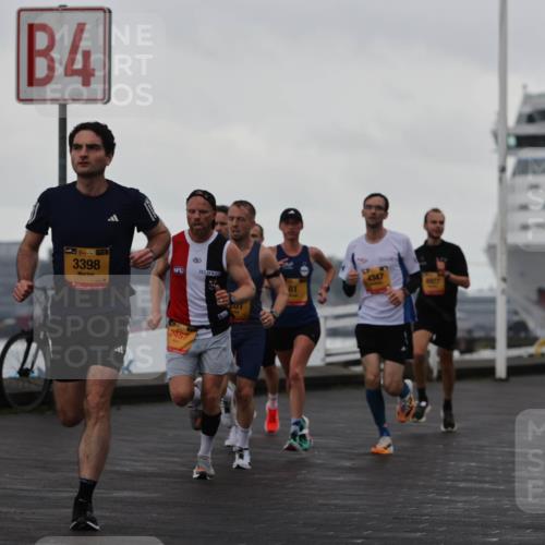13.09.2026 - Kiel Lauf Andreas Tolksdorf http://msf.ph/oto/10417464 13.09.2026 10:56:25 Kiellinie 4, 11, 39, 3398, 4347, 61, 2457 meine-sportfotos.de