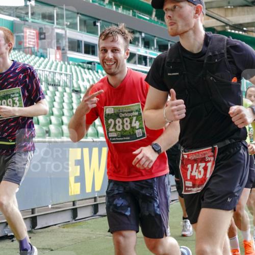 13.09.2026 - 21. swb-Marathon Bremen Michael Burmester http://msf.ph/oto/10417465 13.09.2026 13:20:13 Laufen im Stadion 333, 464, 512, 704, 938, 1066, 1129, 1156, 1409, 1439, 1446, 1506, 1697, 1756, 1765, 1815, 1846, 1916, 2010, 2028, 2064, 2139, 2201, 2224, 2240, 2258, 2278, 2315, 2349, 2394, 2395, 2417, 2437, 2501, 2519, 2533, 2557, 2563, 2588, 2622, 2626, 2689, 2694, 2695, 2702, 2703, 2722, 2756, 2786, 2793, 2843, 2845, 2886, 2944, 2983, 3004, 3017, 3018, 3031, 3035, 3036, 3037, 3046, 3059, 3070, 3072, 3074, 3102, 3116, 3139, 3189, 3198, 3243, 3263, 3264, 3285, 3287, 3310, 3315 meine-sportfotos.de