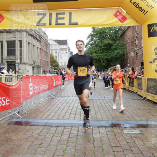 13.09.2026 - Kiel Lauf Yannick Fuchs http://msf.ph/oto/10417474 13.09.2026 09:38:44 Ziel 3814, 4518, 4975, 7747, 8482, 9759, 10415, 10894, 152, 1487, 1806, 1946, 2480, 2903, 3315, 3344, 4043, 5242, 6277, 6989, 9825, 11351, 682, 1702, 4314, 8313, 8943, 9838, 235, 836, 1487, 2408, 5242, 5534, 7459, 12613 meine-sportfotos.de