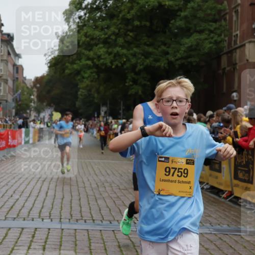 13.09.2026 - Kiel Lauf Yannick Fuchs http://msf.ph/oto/10417503 13.09.2026 09:38:47 Ziel 3814, 7747, 8482, 9759, 10415, 10894, 152, 1806, 1946, 2480, 2903, 3315, 3344, 4043, 4518, 4975, 6277, 6989, 9825, 11351, 20, 682, 1702, 1927, 4314, 8313, 8943, 9838, 152, 235, 1487, 5242, 6277, 7459, 12613 meine-sportfotos.de