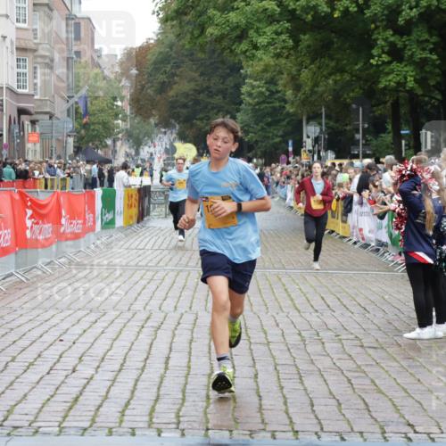 13.09.2026 - Kiel Lauf Yannick Fuchs http://msf.ph/oto/10417514 13.09.2026 09:38:49 Ziel 3814, 4314, 7747, 8313, 8482, 9759, 9838, 10415, 10894, 1806, 1946, 2480, 2903, 3315, 3344, 4043, 4518, 4975, 6277, 6989, 9825, 11351, 20, 682, 1702, 1927, 8943, 152, 1487, 5242, 6277 meine-sportfotos.de